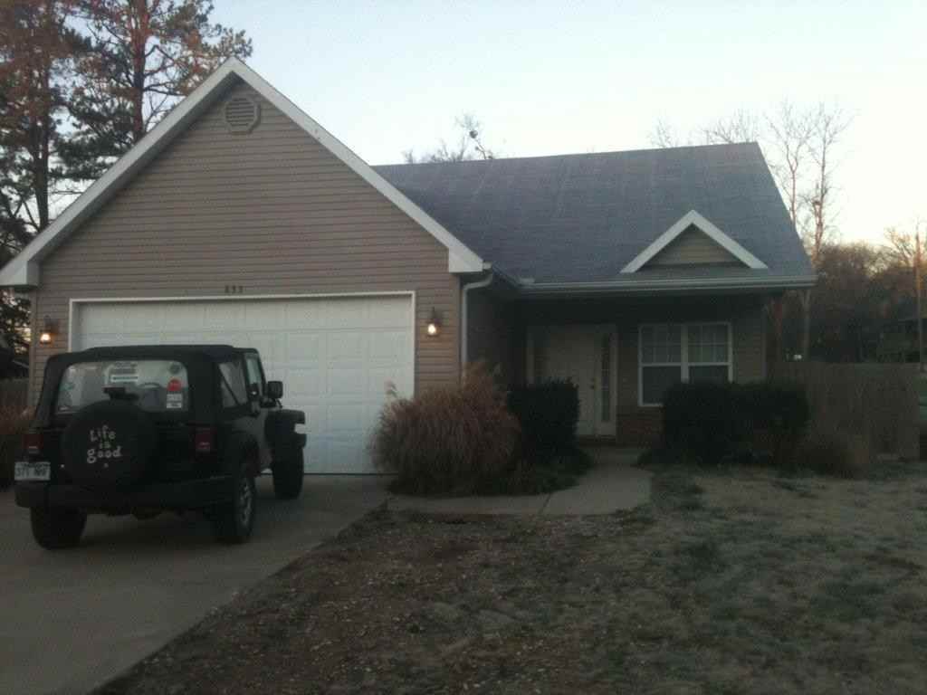 633 S Happy Hollow Rd - Photo 3 of 8