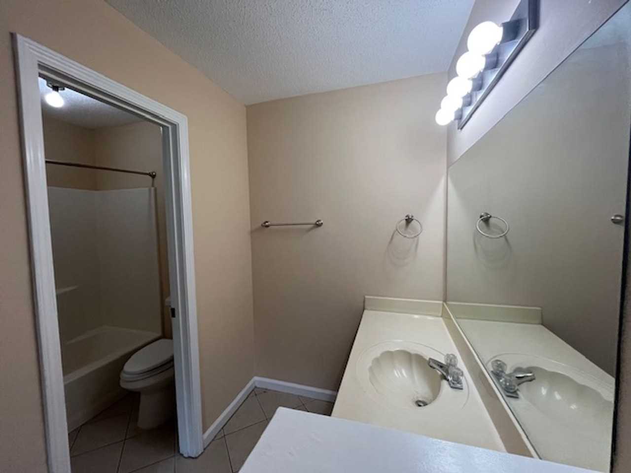 2691 Kentwood Cv - Photo 7 of 9