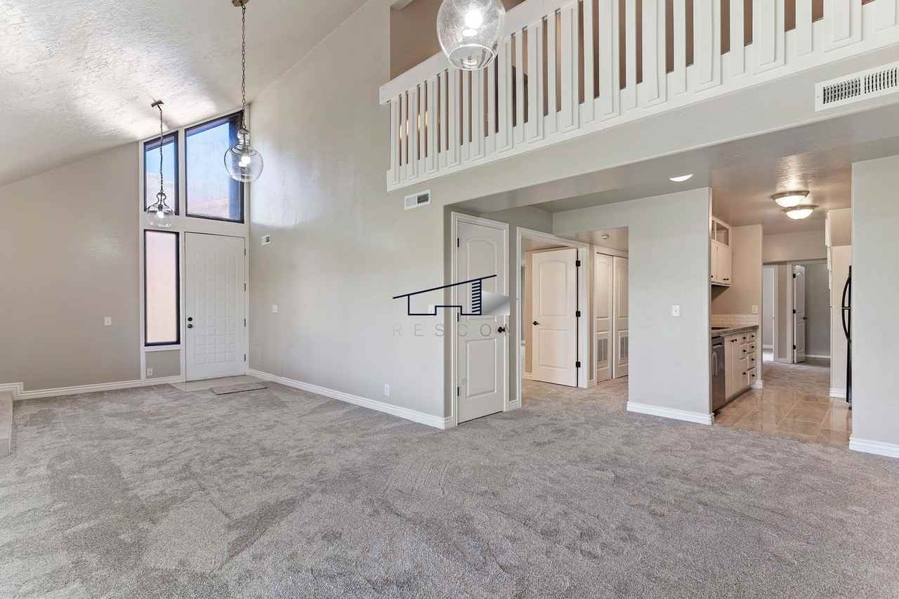 26 White Barn Dr - Photo 5 of 35