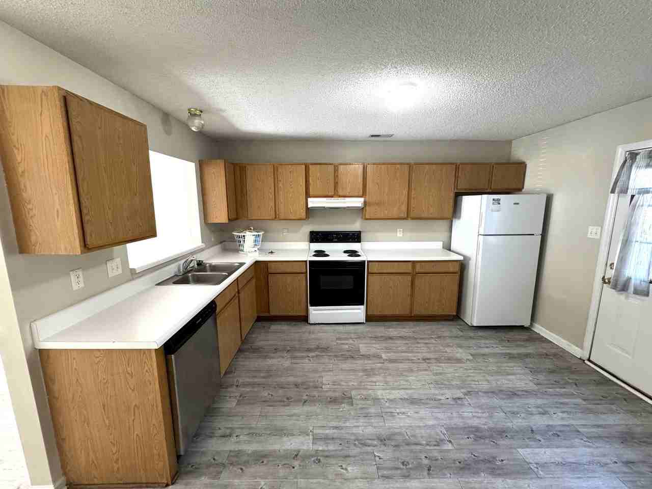 953 W Pueblo Dr - Photo 6 of 19