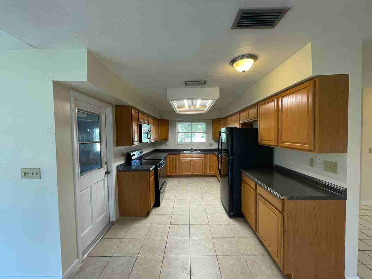 524 Pelican Bay Dr - Photo 3 of 46