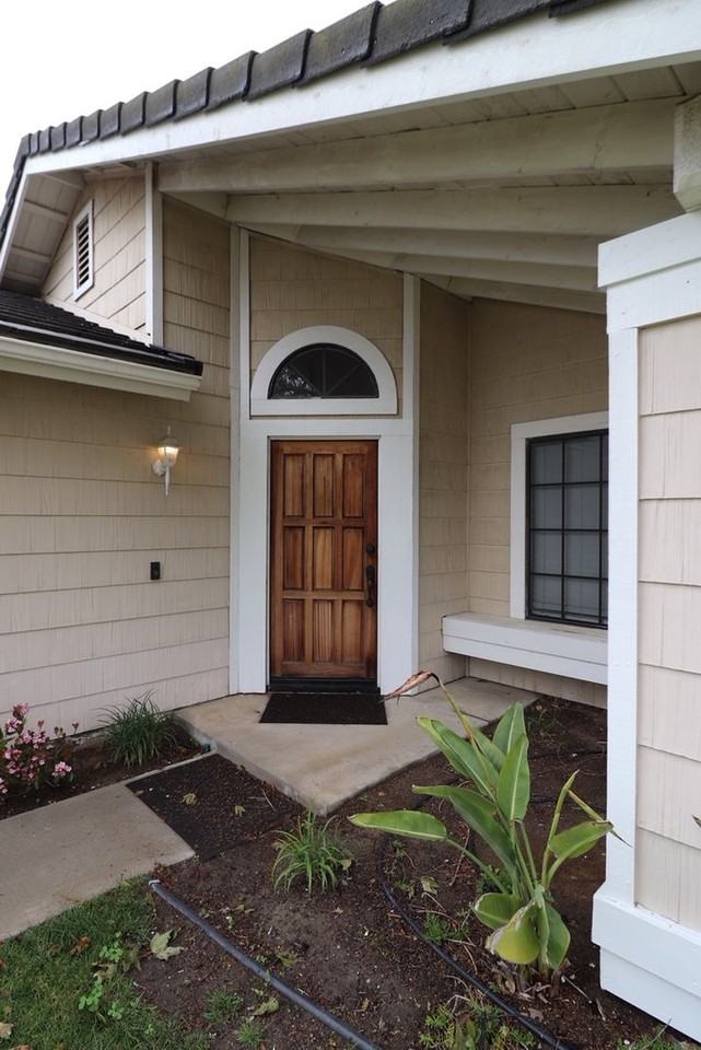 290 Calle Tamega - Photo 4 of 24