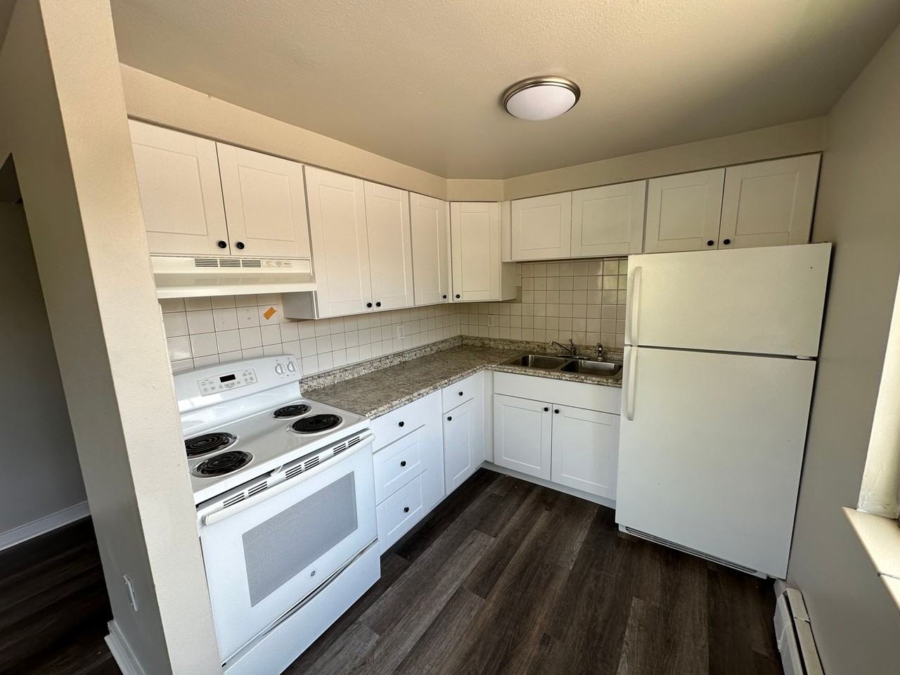 6911 W 24th Ave #6 - Photo 4 of 10
