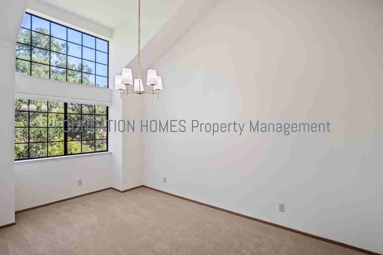 130 Pelican Ln - Photo 6 of 17