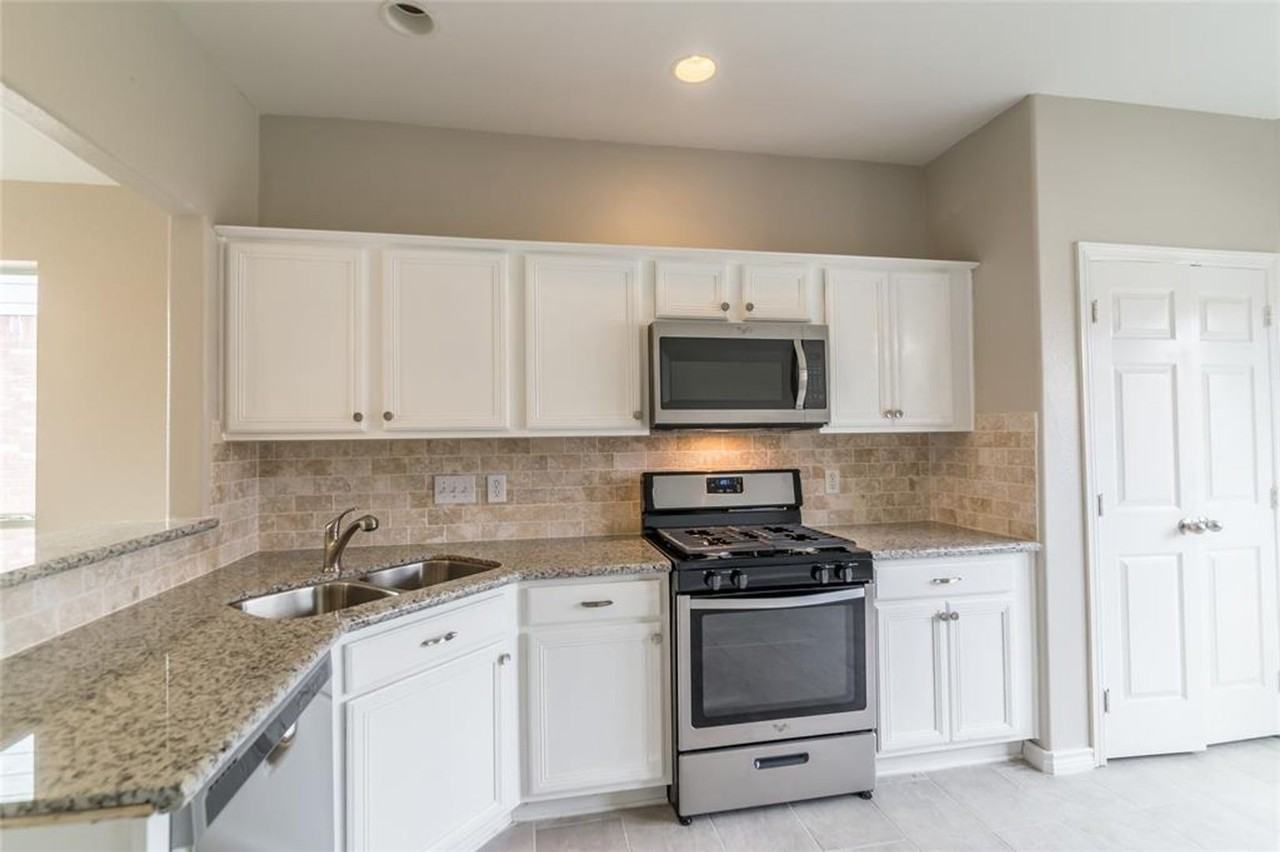 2209 Highland Crossing Dr - Photo 6 of 22