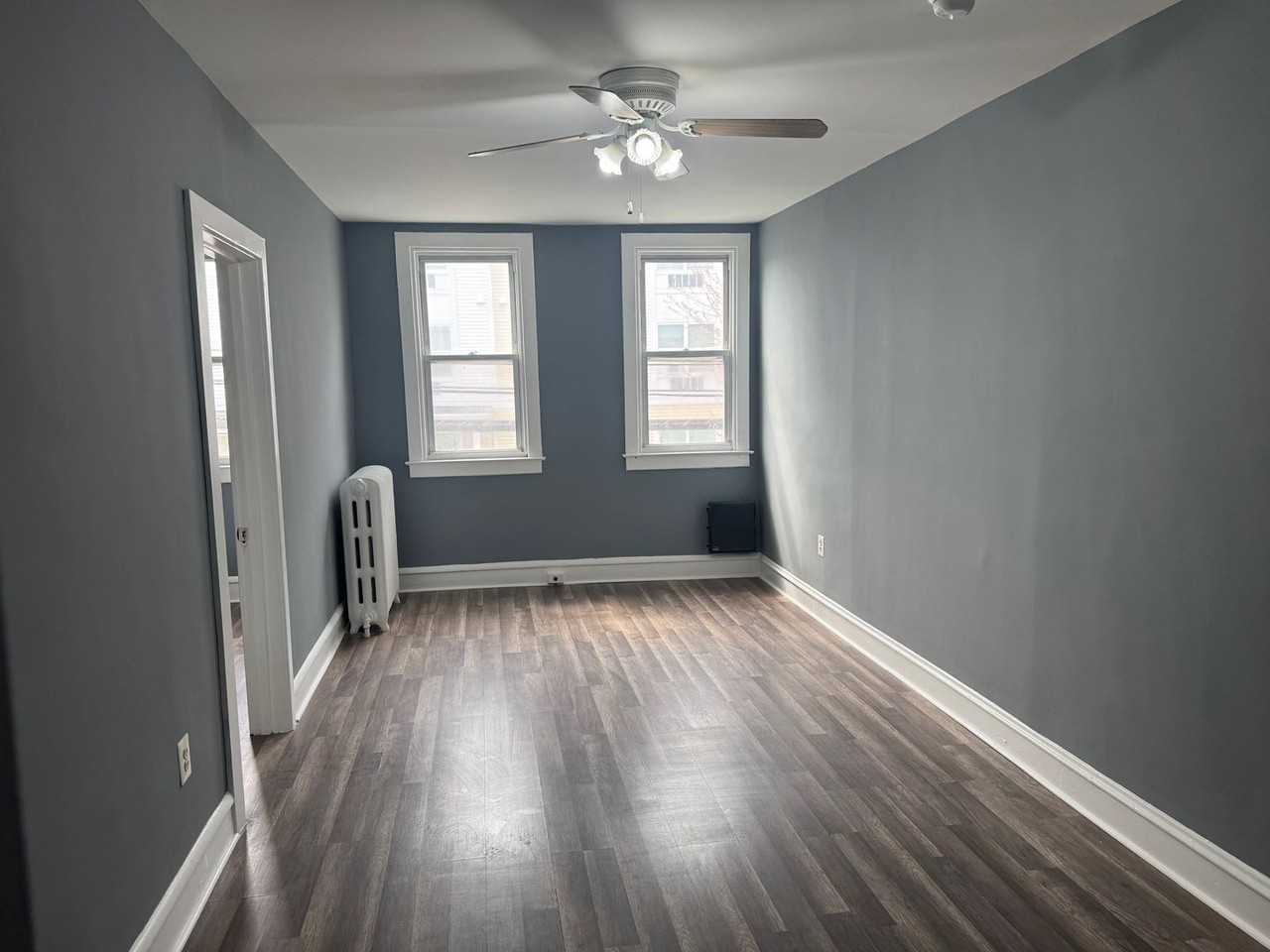 2 Walnut St - Photo 5 of 16