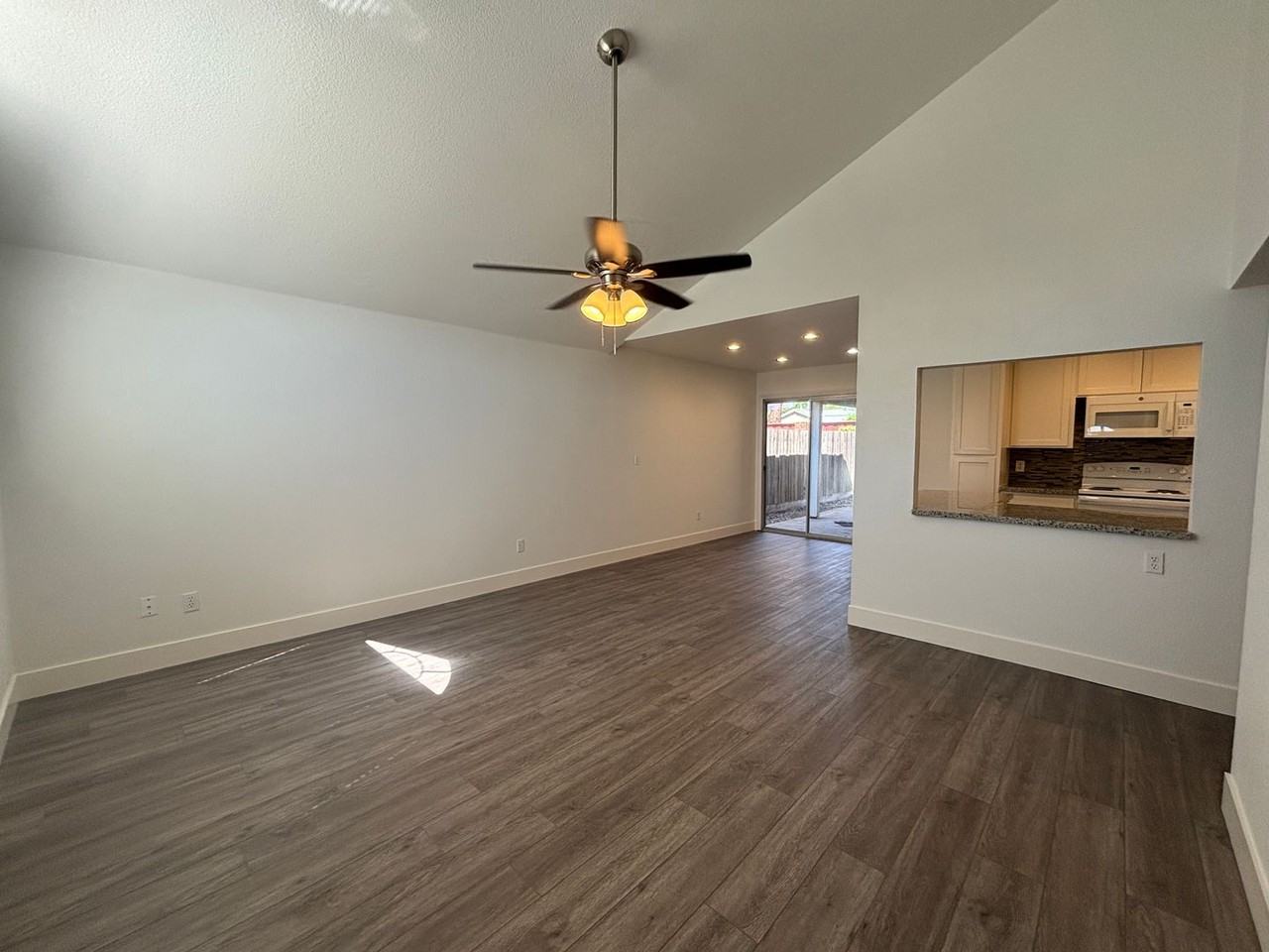 5754 W Tenaya Ave - Photo 3 of 15