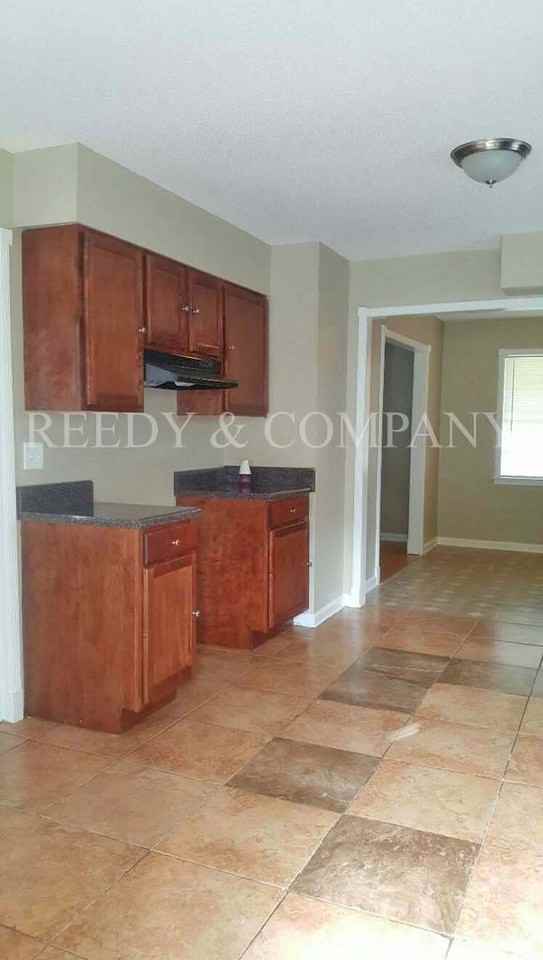 5227 Marynelle St - Photo 4 of 13