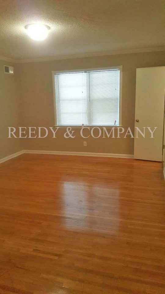 5227 Marynelle St - Photo 6 of 13