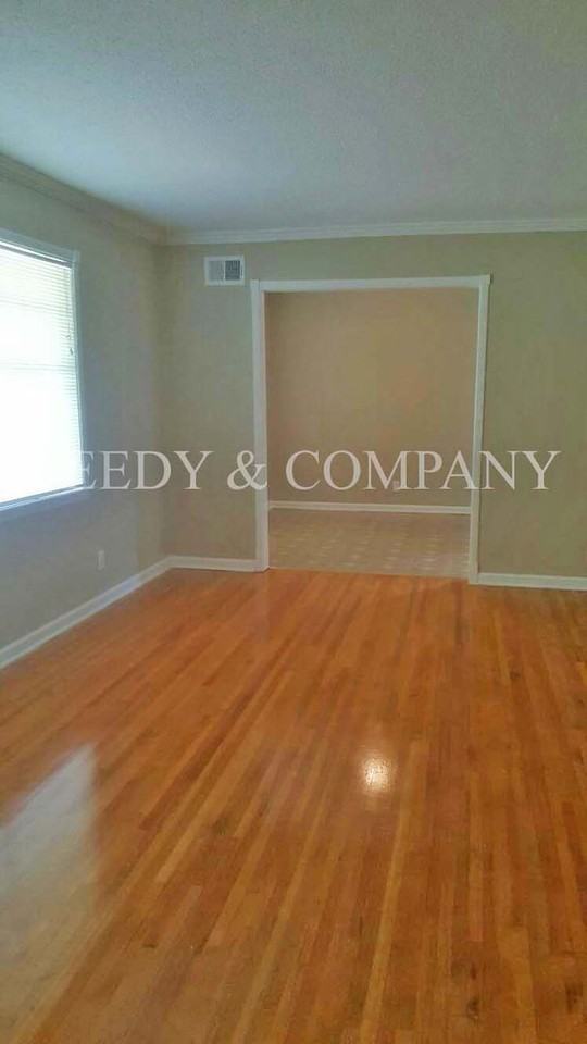 5227 Marynelle St - Photo 7 of 13