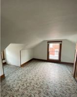 featured image of 216 W Lamb St