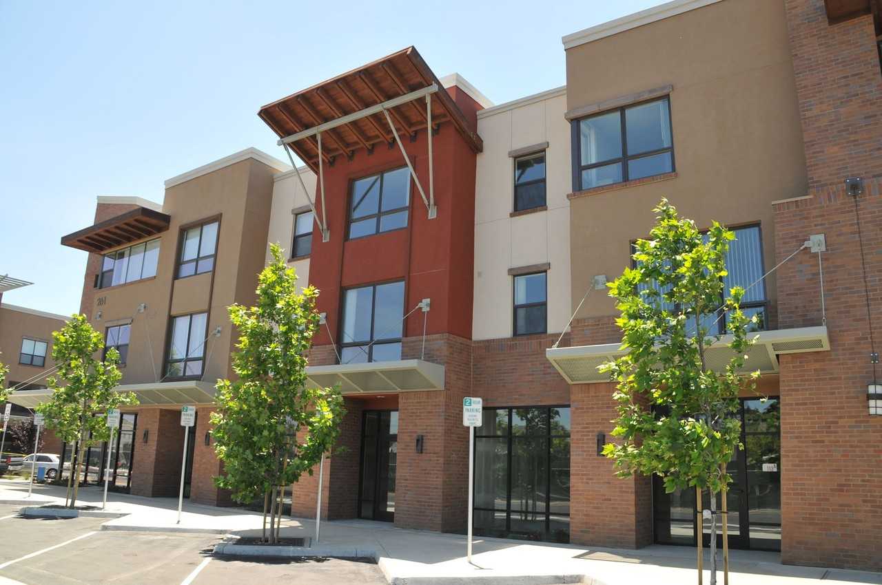 Autumn Terrace Apartments - Photo 2 of 4