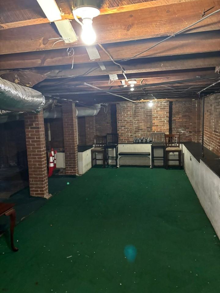 123 Harden St - Photo 4 of 12