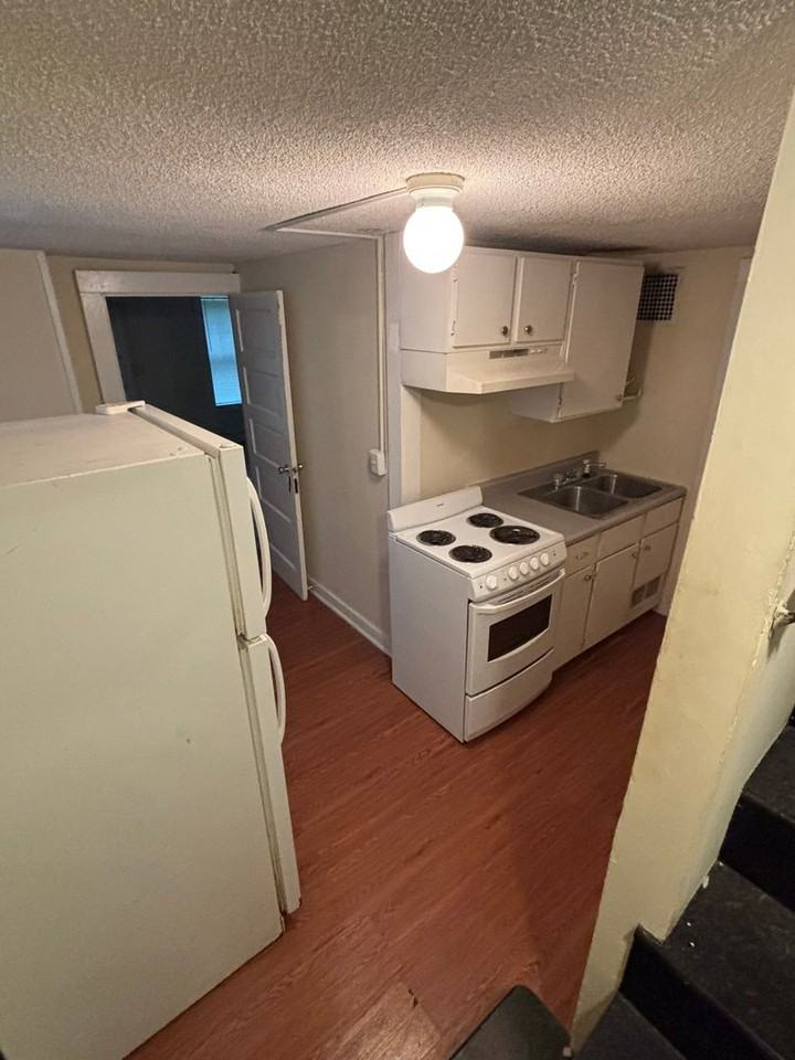 123 Harden St - Photo 6 of 12