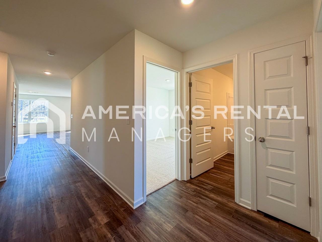 9332 Parkway Gardens Loop - Photo 7 of 46