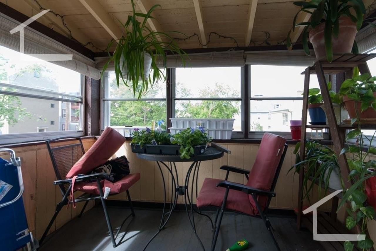 62 Dustin St - Photo 7 of 8