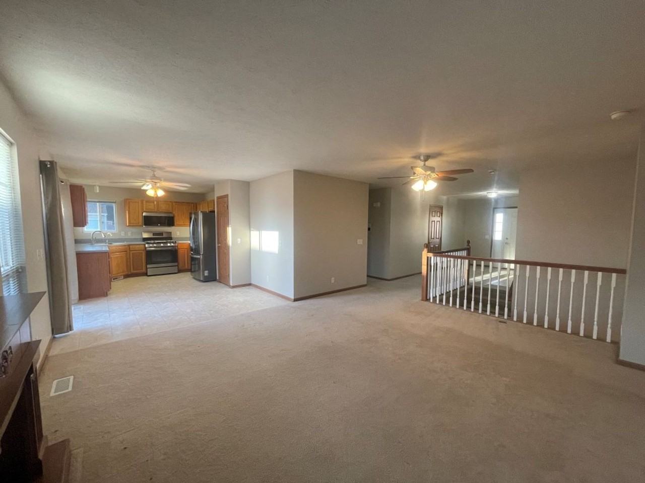 13606 S 29th Cir - Photo 4 of 17