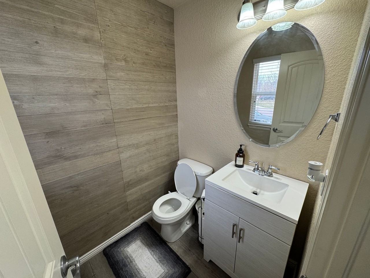 2384 Sierra Springs Dr - Photo 5 of 12