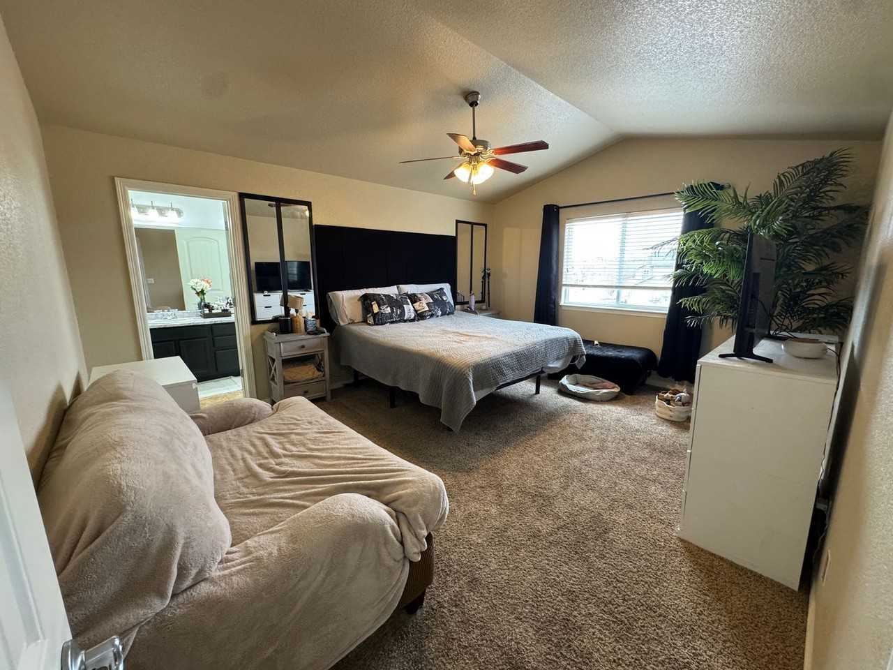 2384 Sierra Springs Dr - Photo 7 of 12