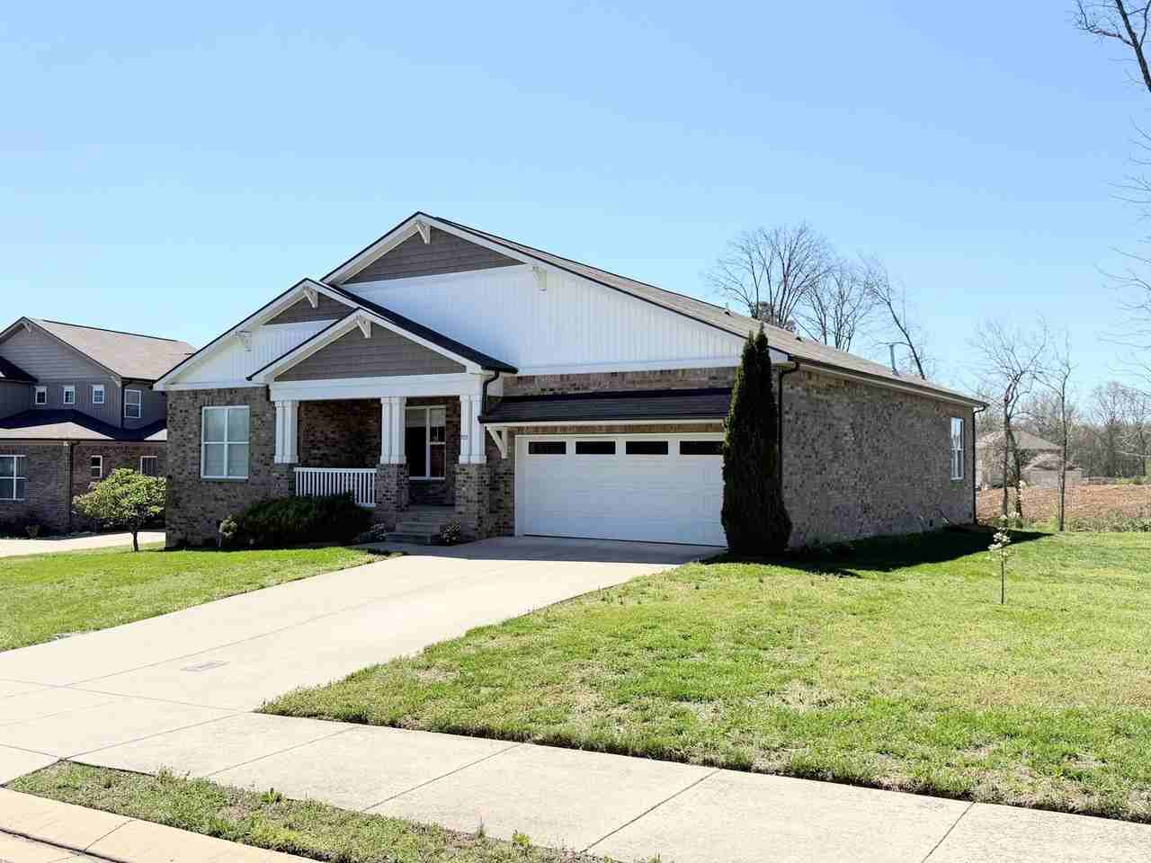 705 Lantana Dr - Photo 2 of 37