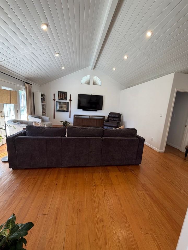 1266 Saint James Ln - Photo 2 of 50