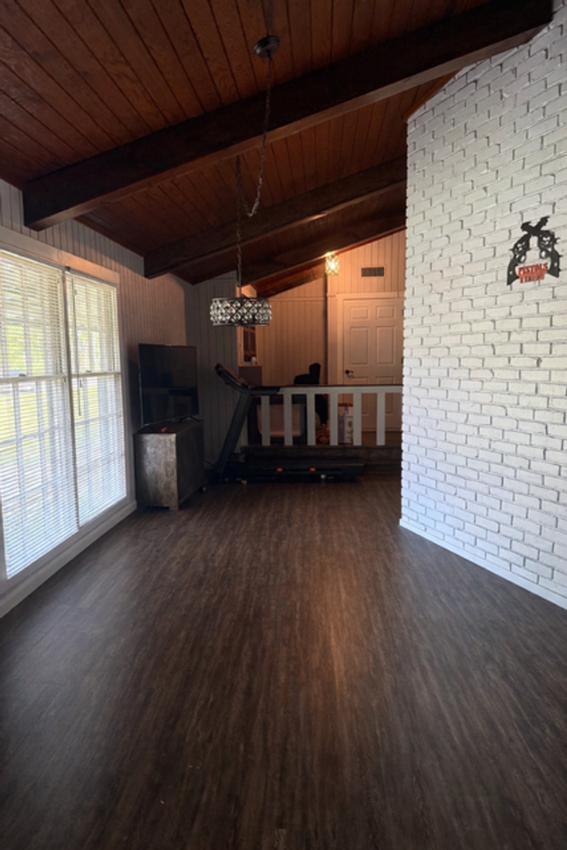 902 N Texas St - Photo 5 of 23