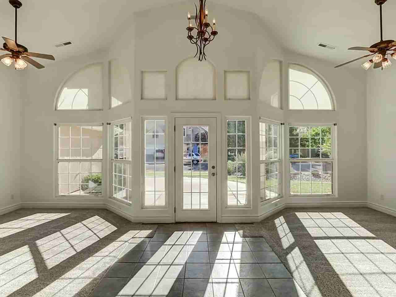 23 N Stone Mountain Dr - Photo 2 of 31