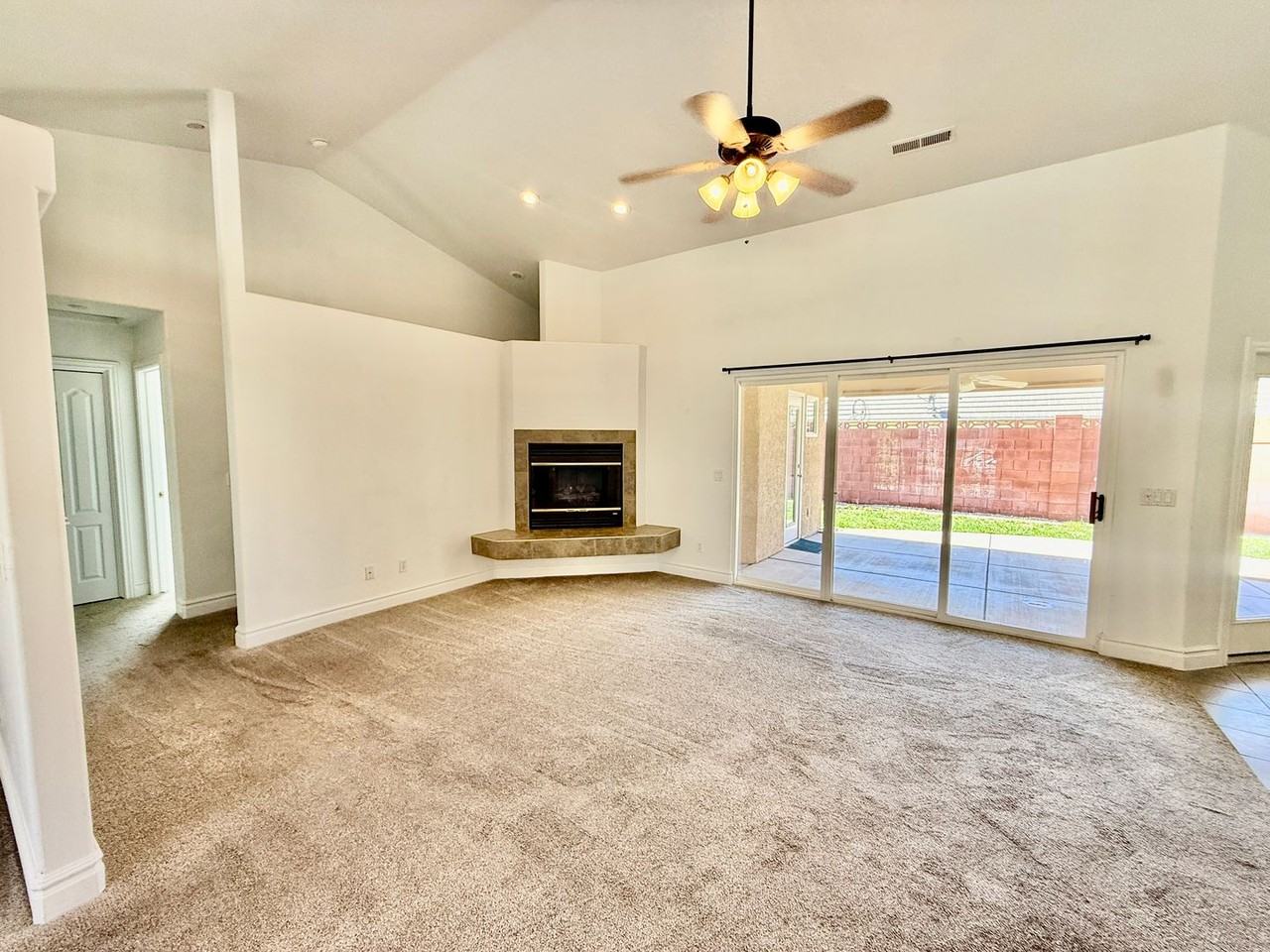 23 N Stone Mountain Dr - Photo 7 of 31