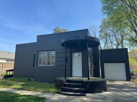 featured image of 418 W Charlotte Ave