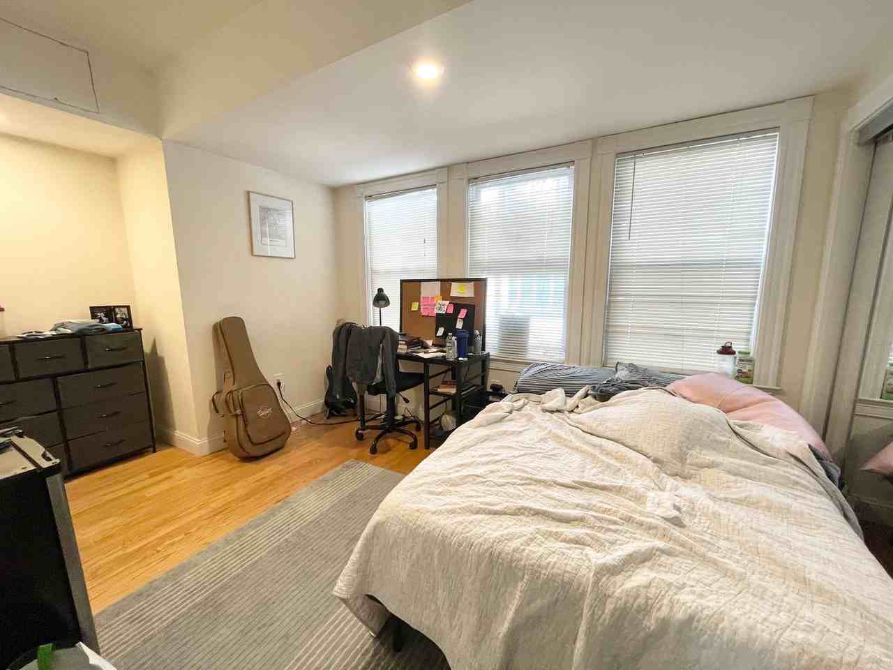 275 Dorchester St - Photo 6 of 12