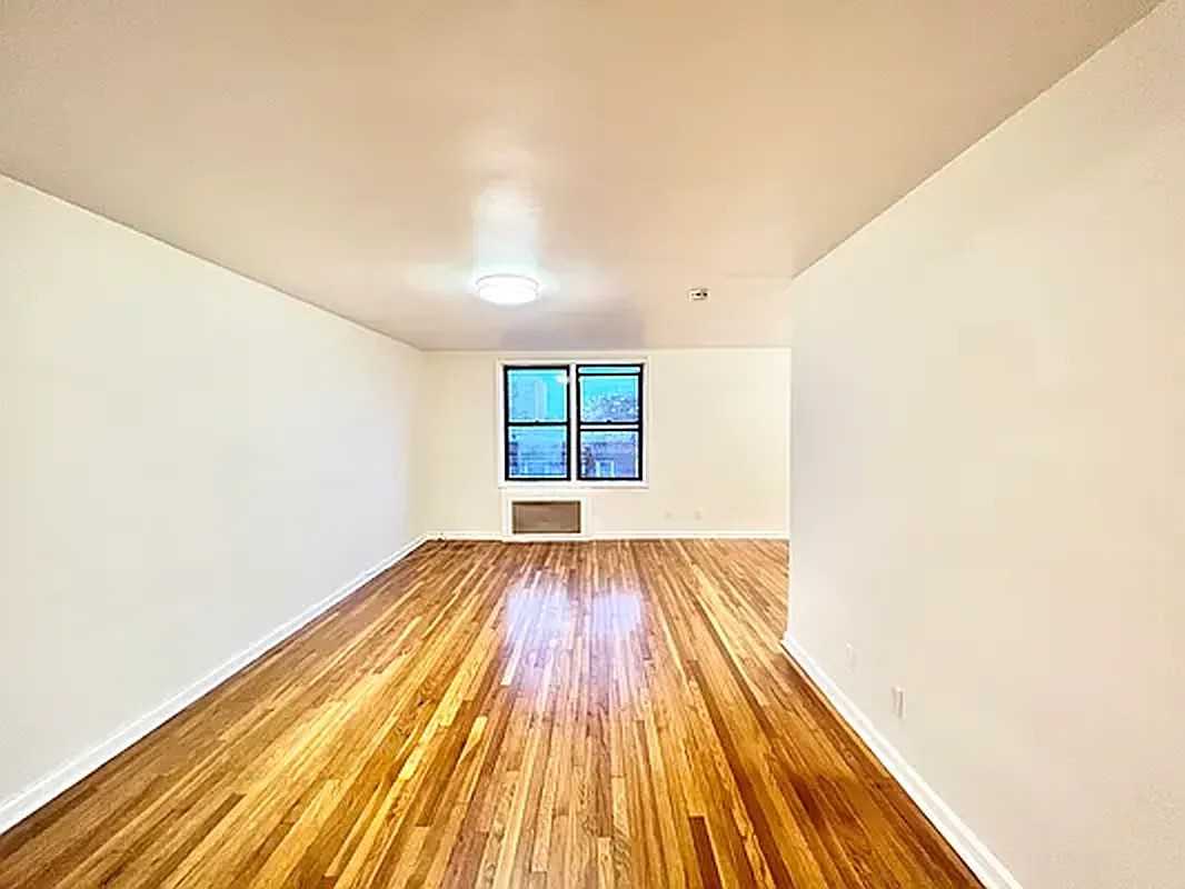 41-40 Denman Street #3H - Photo 2 of 6