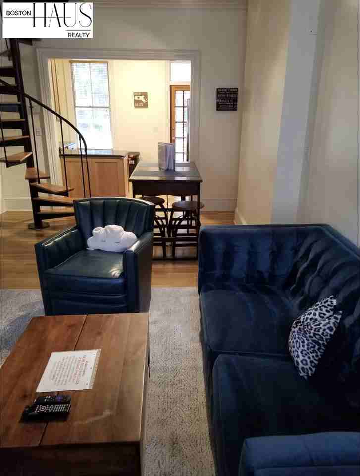 38 Hanson St #2 - Photo 3 of 22