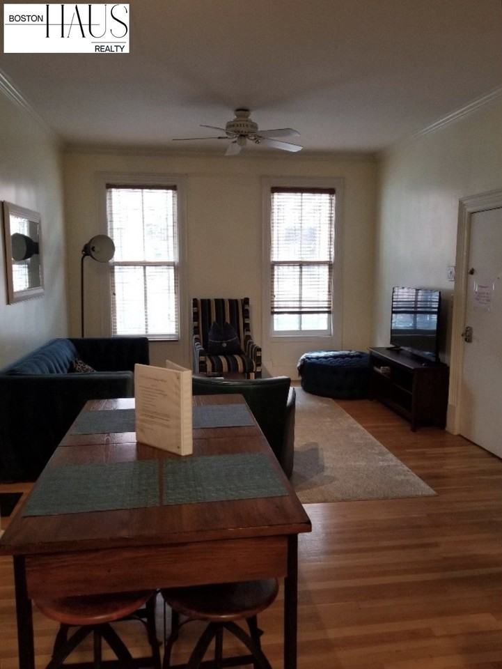 38 Hanson St #2 - Photo 7 of 22