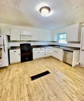 141 Alma St - Photo 1 of 1