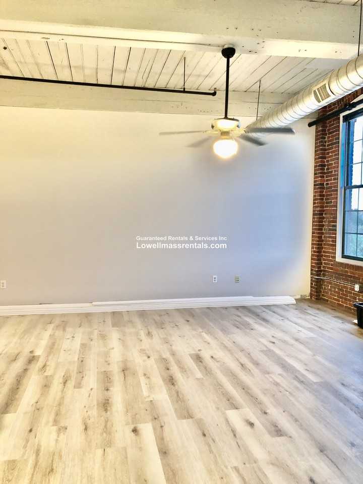 101 Mill St #302 - Photo 6 of 19