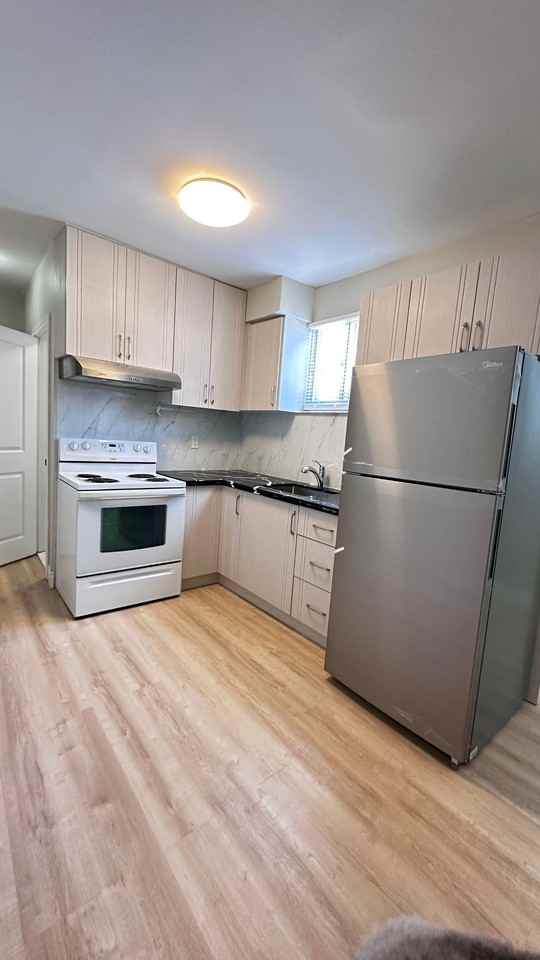 1429 Kingston Rd #1B - Photo 2 of 18