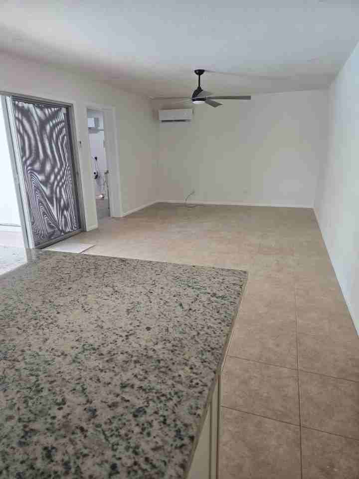 1719 N Circle Dr - Photo 5 of 10