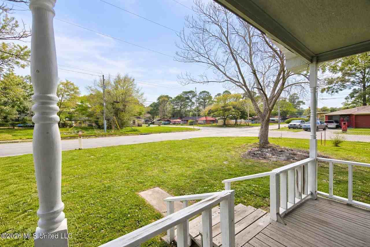 6513 Martin Luther King Blvd - Photo 2 of 6