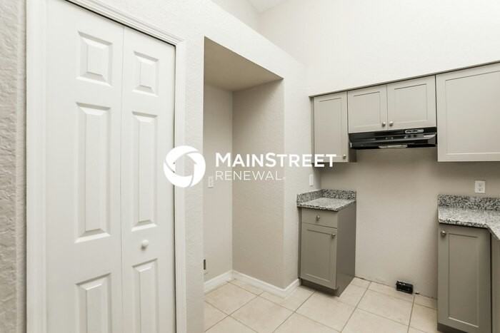 137 W 20th St - Photo 6 of 16