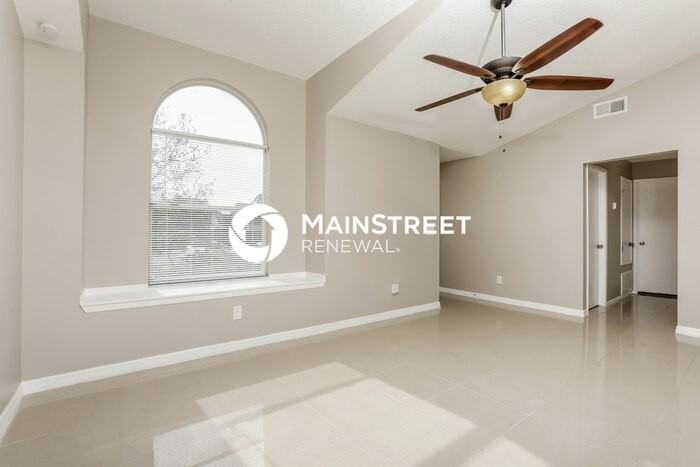 9941 Surrey Ridge Rd - Photo 3 of 16