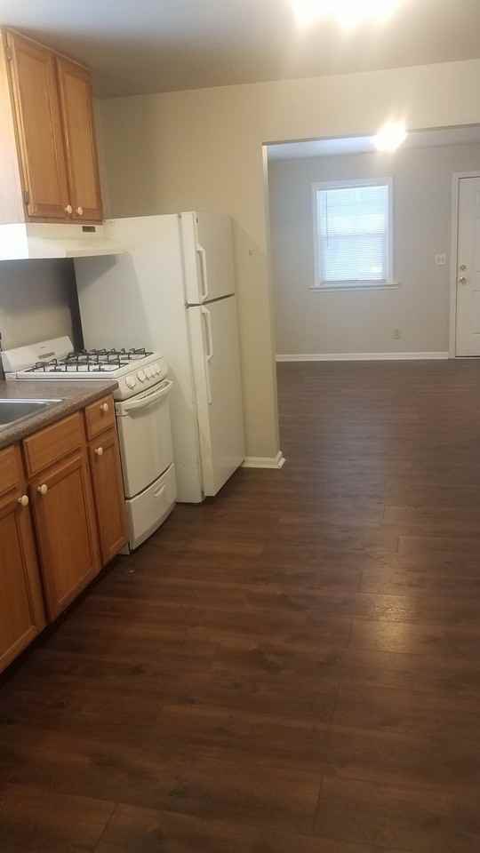 2851 Colfax St - Photo 4 of 10