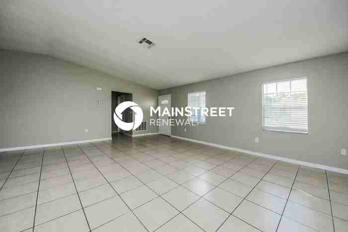 211 Cobalt Dr - Photo 4 of 16