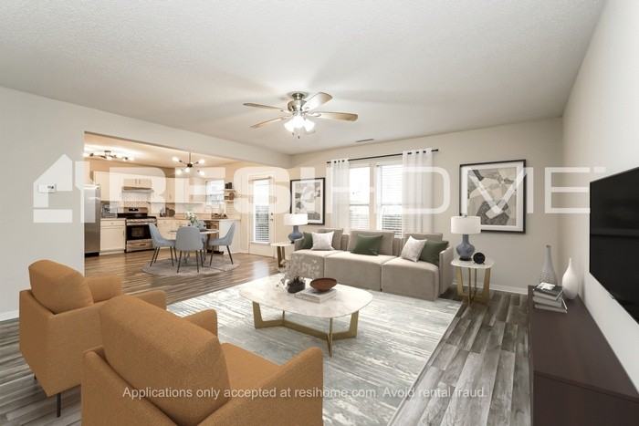 1726 Blue Grass Pkwy - Photo 3 of 17