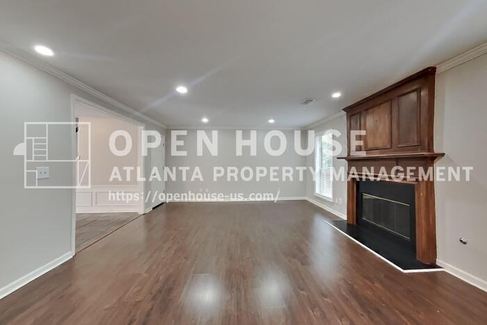 13040 Carriage Park Ln - Photo 4 of 21