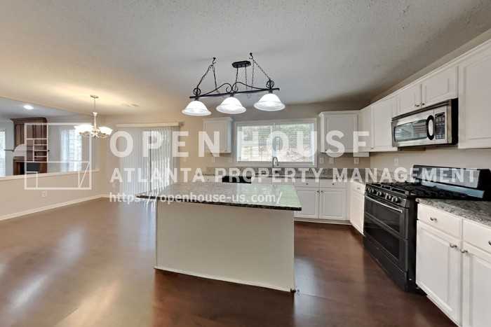 13040 Carriage Park Ln - Photo 6 of 21