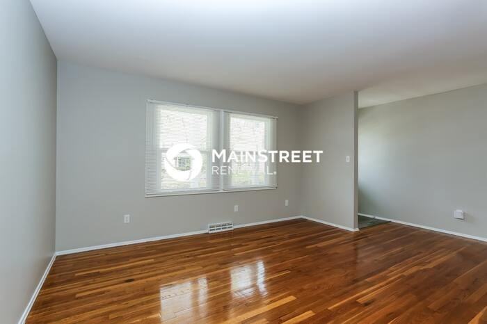 3735 Gairlock Dr - Photo 6 of 16