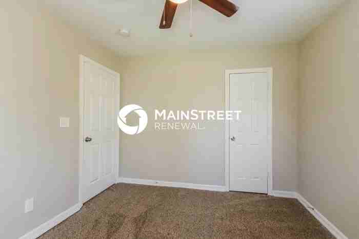 8006 Lynette St - Photo 7 of 16