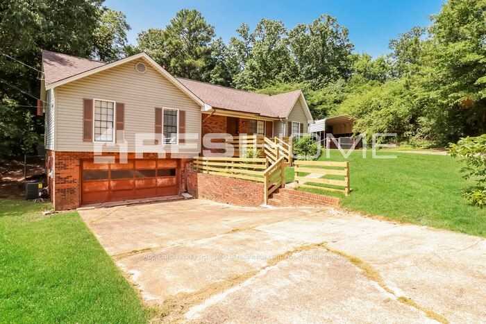 5828 Dogwood Cir - Photo 2 of 20