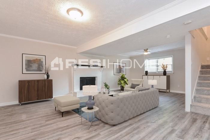 5811 Navarre Ct - Photo 5 of 20