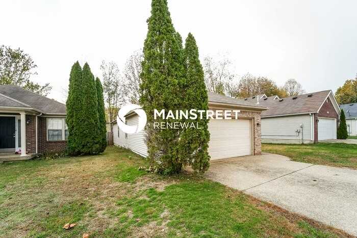 11116 Meadow Chase Ct - Photo 2 of 16